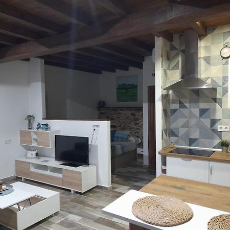Apartamentos Callampa Torrejón el Rubio Εξωτερικό φωτογραφία