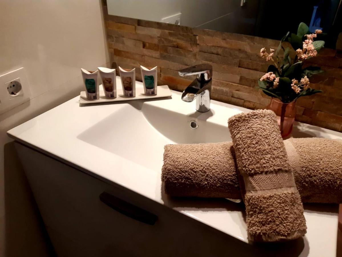 Apartamentos Callampa Torrejón el Rubio Εξωτερικό φωτογραφία
