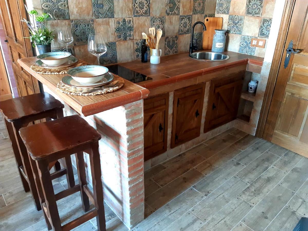 Apartamentos Callampa Torrejón el Rubio Εξωτερικό φωτογραφία